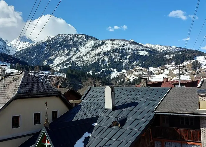 Lexahaus アパート *