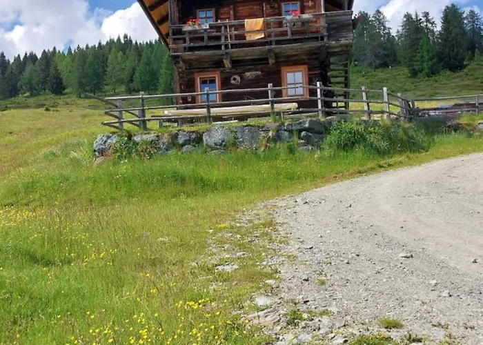 Lexahaus アパート *